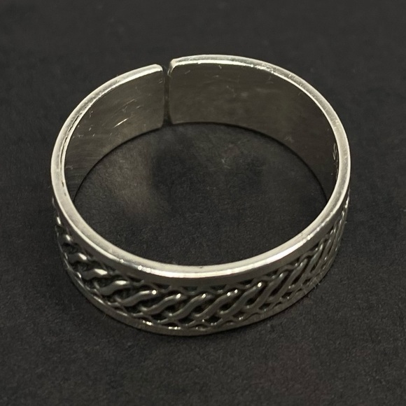 925 SILVER WOVEN CELTIC STYLE RING! - Picture 2 of 8
